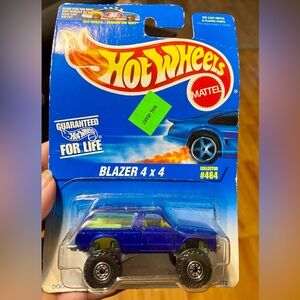Hot Wheels Blazer 4 x 4 Kids Toy - blue